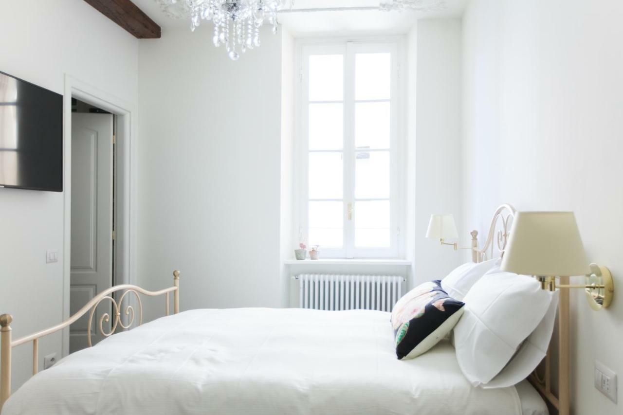 Alessia'S Place Como Luaran gambar